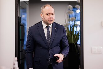 Darbo partijos atstovai I. Kačinskaitė-Urbonienė ir Viktoras Fiodorovas