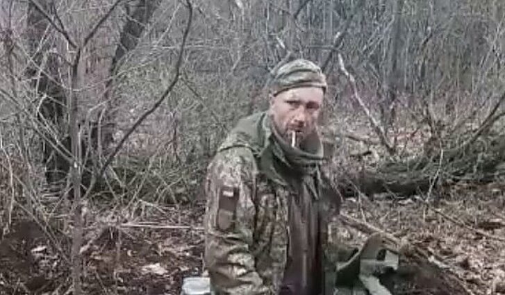 Paskutiniais žodžiais tapo „Šlovė Ukrainai“: patvirtino rusų sušaudyto Ukrainos karo belaisvio tapatybę