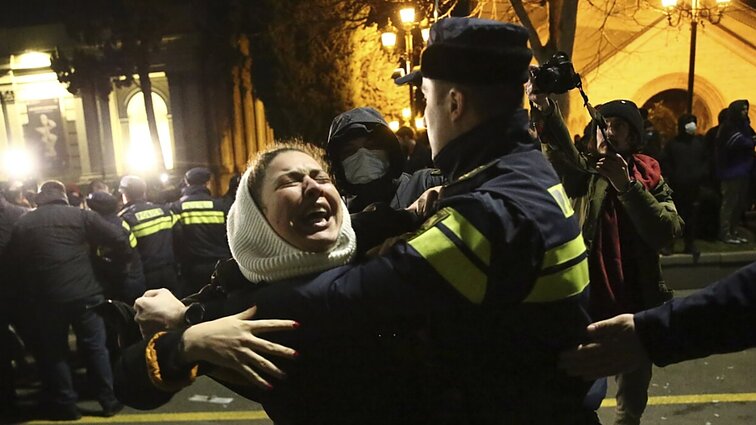 Sakartvelo gatvėse – protestai už laisvę ir smurto protrūkiai
