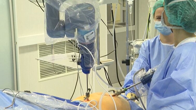 Ypatinga diena Lietuvos chirurgijai: pirmąjį kartą Europoje operuota pasitelkus dirbtinį intelektą Ypatinga diena Lietuvos chirurgijai: pirmąjį kartą Europoje operuota pasitelkus dirbtinį intelektą