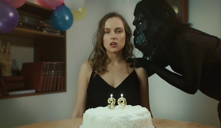 Vieniem tai tik linskmas balius, kitiem – absurdas ir nesąmonė: GJan pristato naują kūrinį „Balius gyvent“