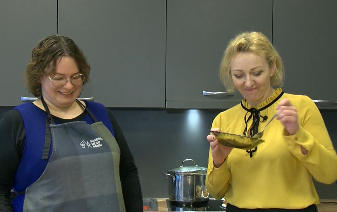 Naują patiekalą sukūrusi jurbarkietė drąsina paminti etiketą: reikia ne ryti, ne kramtyti, o šliurpti