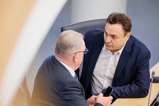 Žinios. Seimas ketina svarstyti siūlymą pradėti apkaltos procesą Petrui Gražuliui