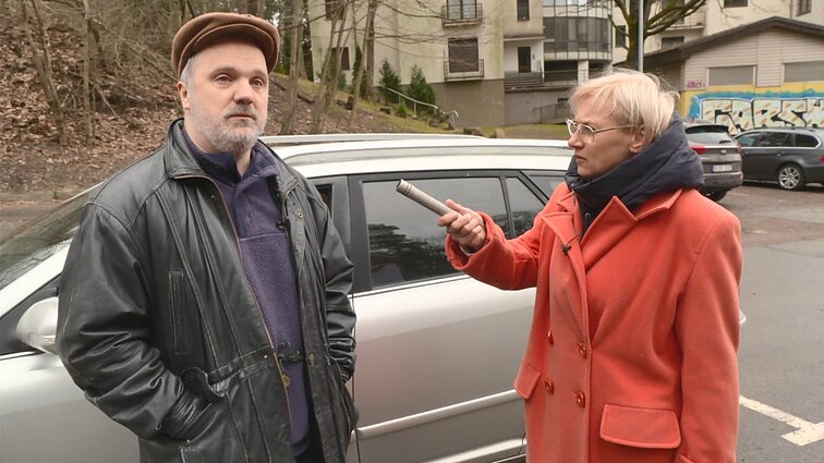 Dviračio žinios. Lietuviškai nekalbantis pavežėjas: šiaip dirbu lietuvių kalbos mokytoju, bet pavežėdamas kalbu tik rusiškai