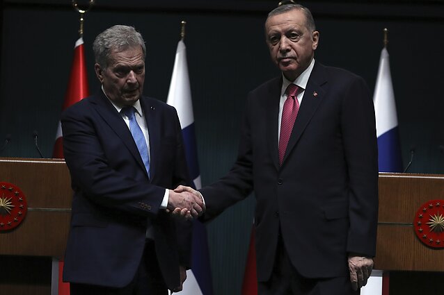 Saulis Niinisto ir Recepas Tayyipas Erdoganas
