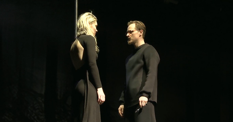 Alytaus teatre – moterų ir vyrų karo paaštrintus ir subjaurotus santykius, pasitikėjimą ir išdavystę karo fone