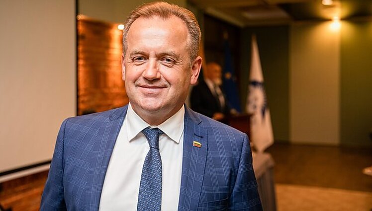 Žinios. Seimo narys Artūras Skardžius apsigalvojo – nepraėjus parai po įstojimo, traukiasi iš LSDP