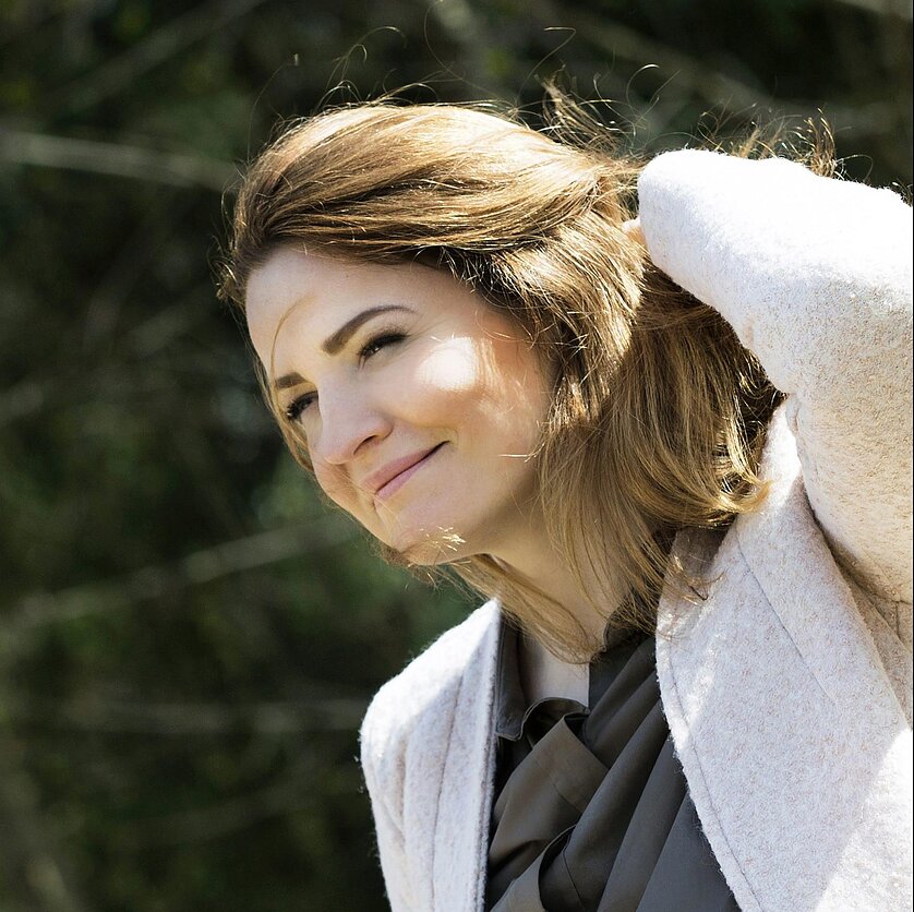 Tuzinas. Gamtos ir miško terapijos gidė: gyvename laiku, kai žmonės laukia leidimo, jog gali stebėti medžius ir mėgautis mišku