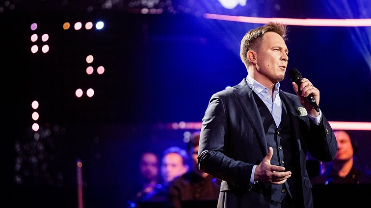 Dainą visoms mamos skiriantis Eugenijus Chrebtovas: kasdien reikia švęsti mamos dieną