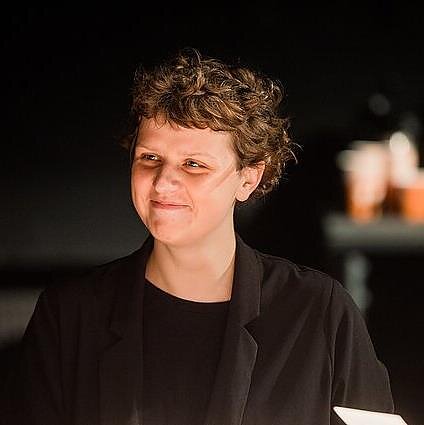 Pakeliui su klasika. „Teksto rakto“ laureatė Rimgailė Renevytė: apie aktorius stengiuosi kalbėti žmogiškai, o ne šabloniškai