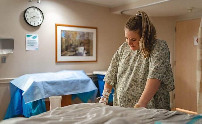 Kritika Sveikatos ministerijai: nauja Cezario pjūvio operacijos pacientės pageidavimu tvarka praktikoje neveikia