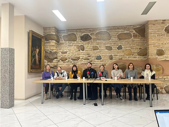 Прес-конференція "парафії для українців" при РПЦ у Литві Прес-конференція "парафії для українців" при РПЦ у Литві