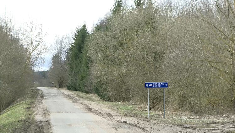 Imsis duobėtų kelių Lietuvos ir Lenkijos pasienyje, darbus užbaigti žada iki 2025-ųjų