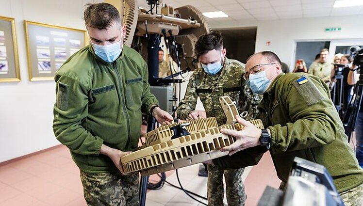 Neseniai 14 mln. surinkę radarams Ukrainai, gerokai mažesnėms paramos organizacijoms lietuviai aukoja vis vangiau