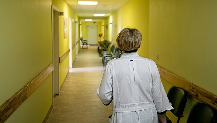 Panorama. Siūloma dalį šeimos gydytojų darbų perkelti slaugytojams (su vertimu į gestų k.)