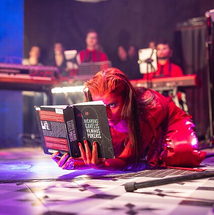 Tarp gatvių. Kas ir su kuo šiemet žaidžia „Vilniaus pokerį“?