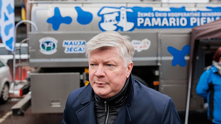 Žinios. Seimo opozicija ketina pabaigti rinkti parašus dėl interpeliacijos žemės ūkio ministrui
