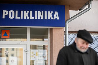 Naujininkų poliklinika