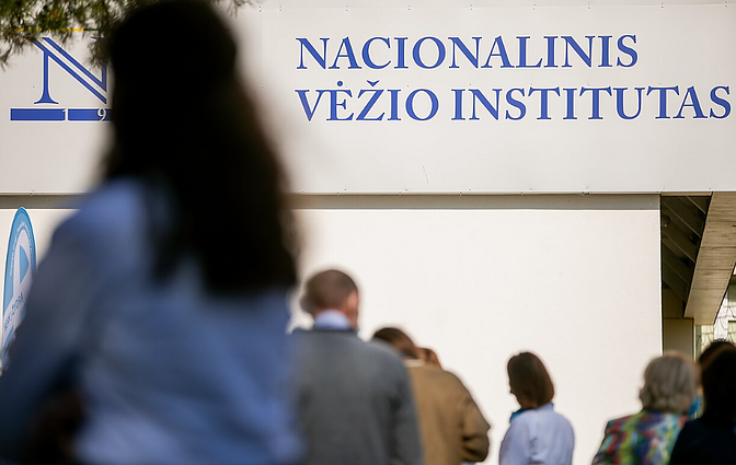 Diskusijos dėl vėžio instituto likimo: darbuotojai įsitikinę, kad sujungus šias įstaigas suprastėtų paslaugų kokybė onkologiniams ligoniams