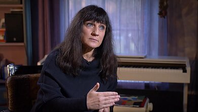 Dainininkė Neda Malūnavičiūtė Dainininkė Neda Malūnavičiūtė