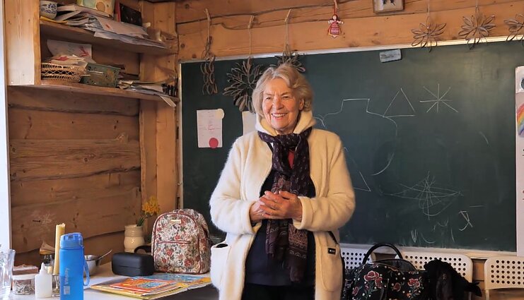 Zina iš savo santaupų sodyboje pastatė vaikų darželį, sienas iš molio drėbė pati: šioj žemėj esu tik „menedžeris“