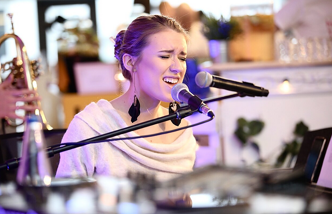 Petro Vyšniausko dukra, atlikėja Marija Clara pristato albumą, įrašytą Argentinoje: ši šalis mane pastūmėjo žengti į sceną kaip solistei