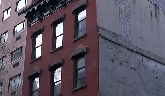 Lithuanians in New York battle to save century-old diaspora home