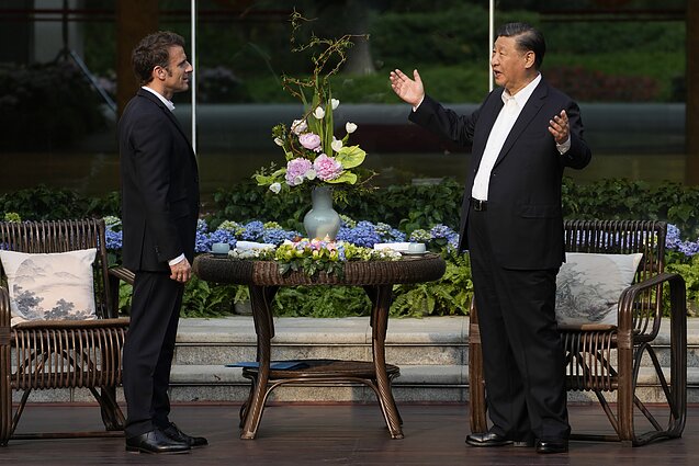 Macrono susitikimas su Xi Jinpingu: parodė Europos skilimą, pamalonino Kinijos režimą ir priartino karą dėl Taivano