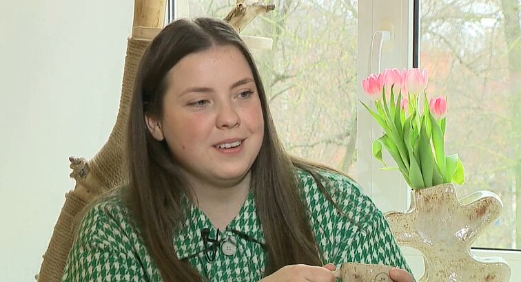 Marijampolėje dirbanti su negalią turinčiais asmenims: kūryba su šiais žmonėmis parodė, kiek daug gali pasiimti duodamas