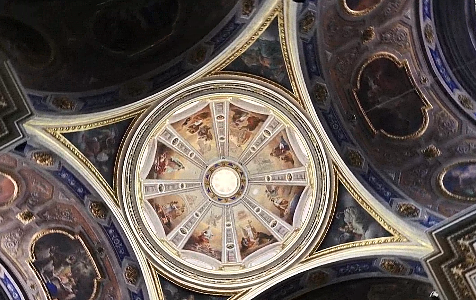 Ryto klausimas. Kaip vadinasi bažnyčia Vatikane, kurios statybas prieš 517 metų pradėjo popiežius Julijus II?