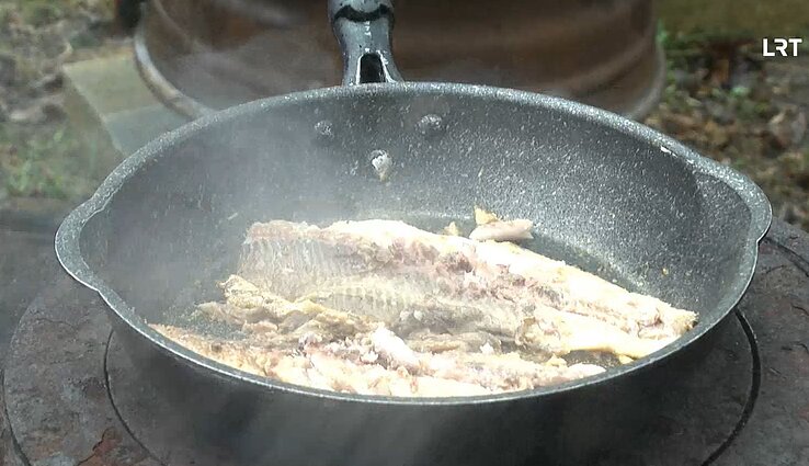 Šmakalo gamybos procesas. Silkės kepimas