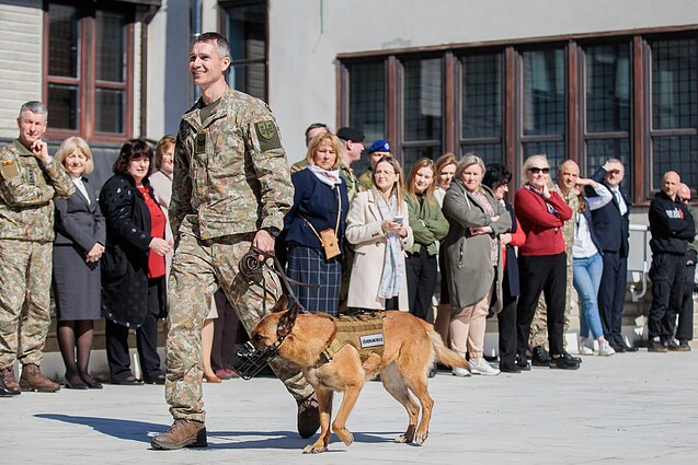 Šuns diena Lietuvos kariuomenėje