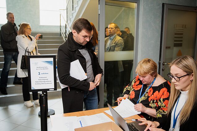 Pirmasis riaušių bylos teismo posėdis Pirmasis riaušių bylos teismo posėdis