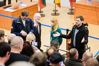 Pirmasis riaušių bylos teismo posėdis Pirmasis riaušių bylos teismo posėdis
