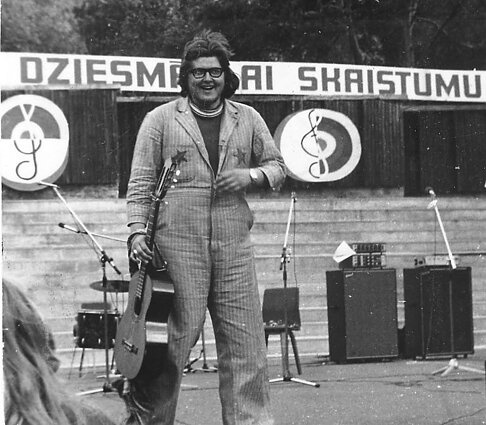 Virgis Stakėnas 1975-aisiais Virgis Stakėnas 1975-aisiais