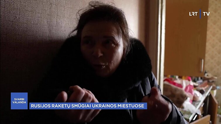 Mažiausiai 21 žmogus žuvo Rusijos pajėgoms surengus naują masinį raketų smūgį prieš Ukrainos miestus