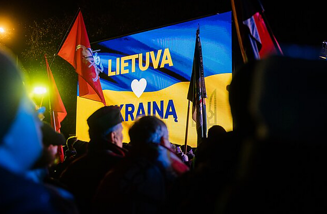„Stiprūs kartu“ ir „Blue / Yellow“ renka paramą žuvusių karų vaikams iš Ukrainos: organizuoja vasaros stovyklas