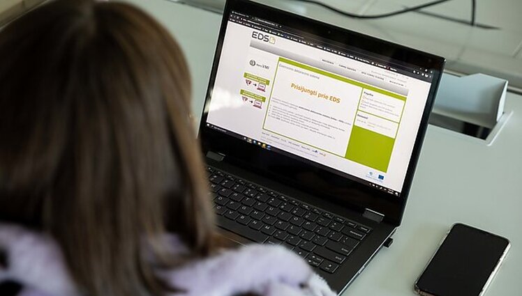 Paskutinę pajamų deklaravimo dieną ragina suskubti to dar nepadariusius – už vėlavimą skaičiuojami delspinigiai