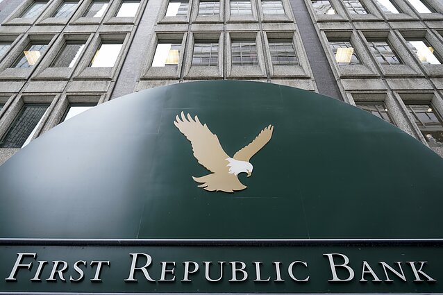Nors JAV šiemet žlugo trečias bankas, specialistai ramina: požymių, kad problemų turės didieji bankai, nematyti