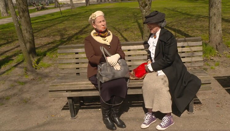 Dviračio žinios. Močiutės apie šiuolaikines vestuves