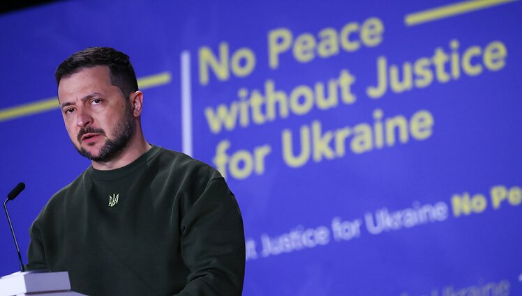 Hagoje apsilankęs Zelenskis: nebaudžiamumas yra raktas, atveriantis duris agresijai (anglų k.)