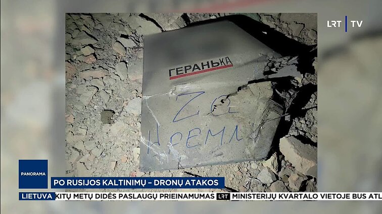 Artūro Areimos teatro trupė Alytuje pristato spektaklį „Arti“: kūrinys jautriai atskleidžia asmeninį santykį su karu Ukrainoje