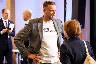 Per šiemet trisdešimtmetį švenčiančios Tėvynės sąjungos-Lietuvos krikščionių demokratų partijos tarybos posėdį aptarta politinė padėtis, pasirengimas prezidento ir Europos Parlamento rinkimams.