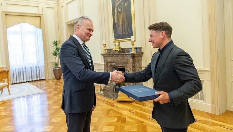 Žinios. Su Valujavičiumi susitikęs Nausėda: stebėtina, kaip Aurimas ramiai ir kukliai pasakoja apie iššūkį ir sunkumus