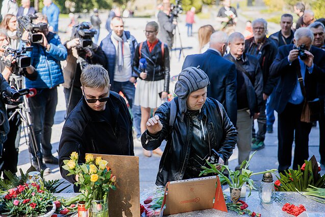 Gegužės 9-oji Vilniaus Antakalnio kapinėse Gegužės 9-oji Vilniaus Antakalnio kapinėse