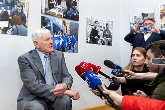 Valdas Adamkus Valdas Adamkus