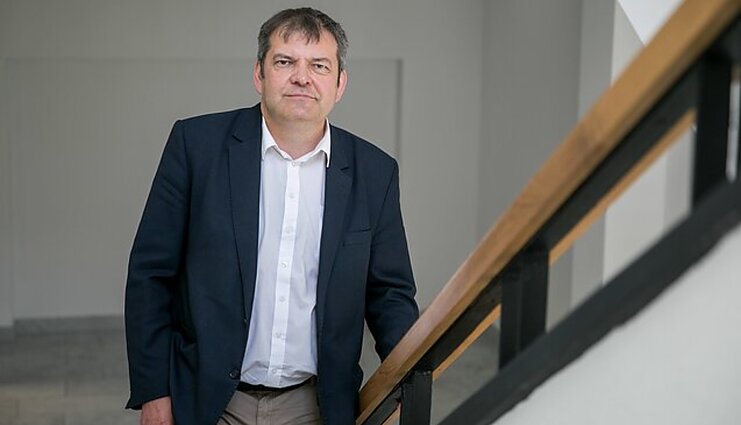 Menora. Apie 1943-ųjų balandžio sukilimą Varšuvos gete – pokalbis su istoriku Andžejumi Pukšto