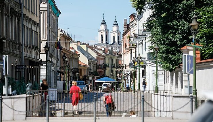 Meilė knygoms niekur nedingo: Kaune tęsiasi literatūros savaitė