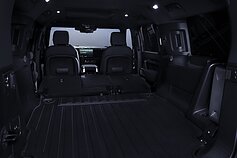 „Land Rover Defender 130 Outbound“