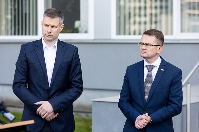 Vaidotas Gruodys ir Arūnas Dulkys spaudos konferencijoje dėl legioneliozės protrūkio Kaune Vaidotas Gruodys ir Arūnas Dulkys spaudos konferencijoje dėl legioneliozės protrūkio Kaune